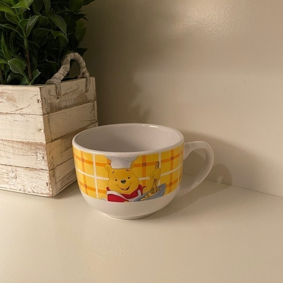 Disney Winnie the Pooh Tigger Wide Soup Mug 16 ounces  By Gibson Ceramic - Picture 2 of 10